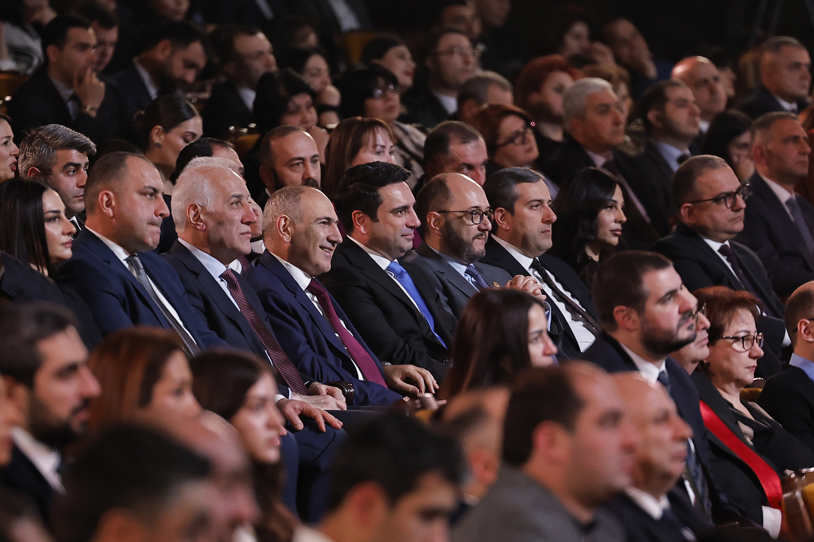 62181_b.jpg (648 KB)