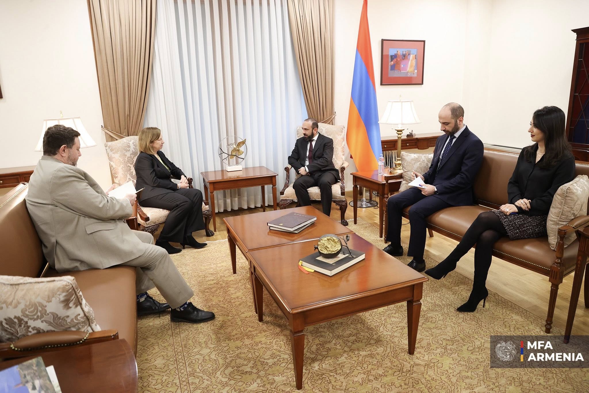 612115969_1288519286638899_1154459636711336658_n.jpg (389 KB)