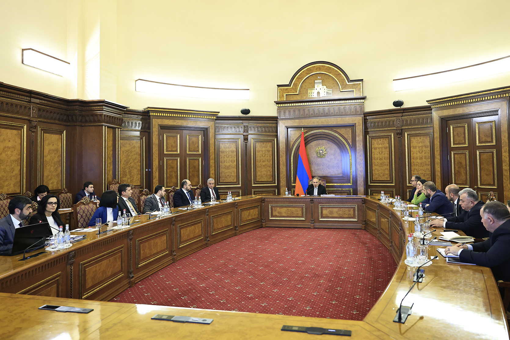 62440_b.jpg (938 KB)