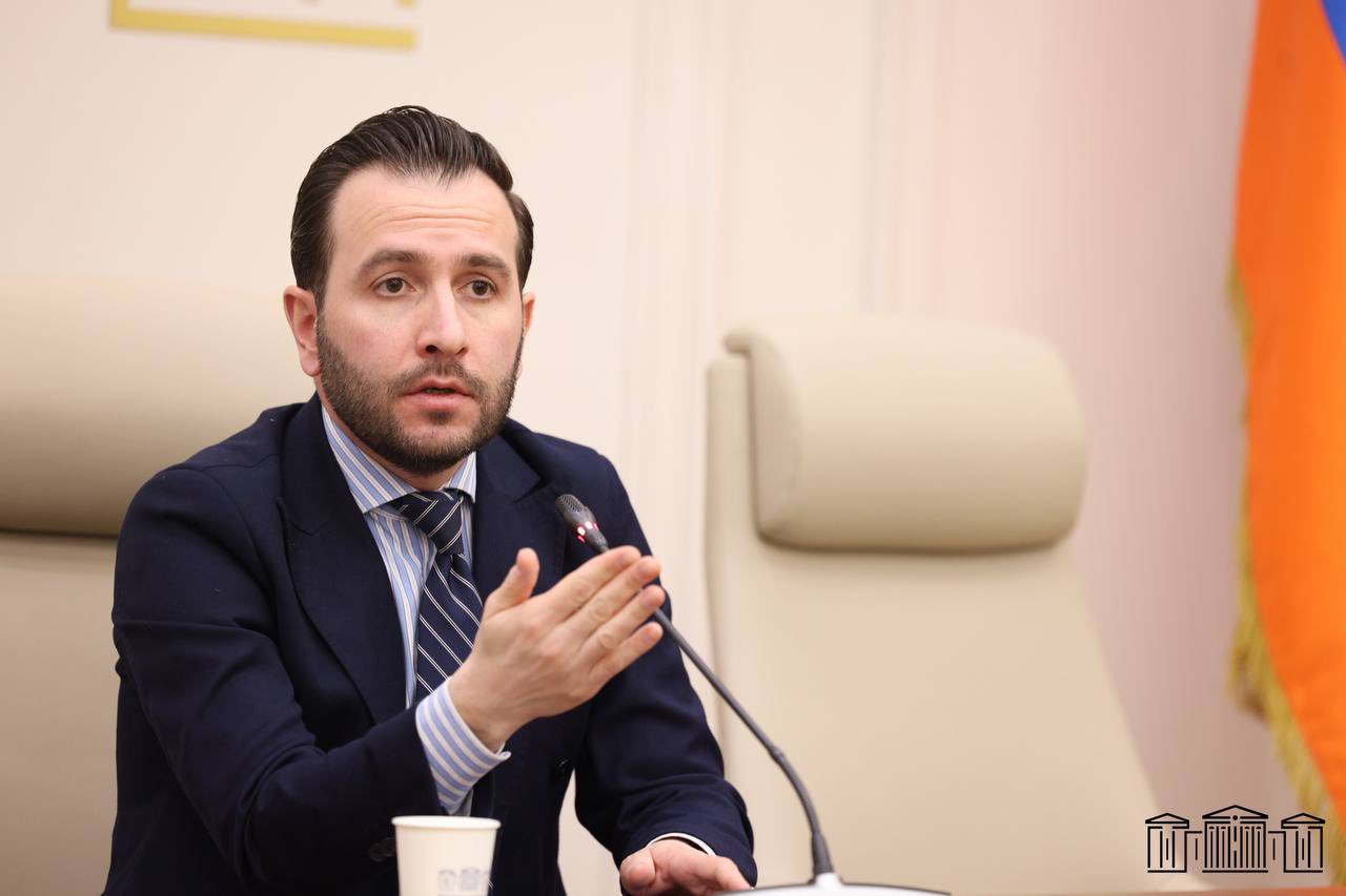 615457260_1427067408788423_3220071886806022242_n.jpg (73 KB)