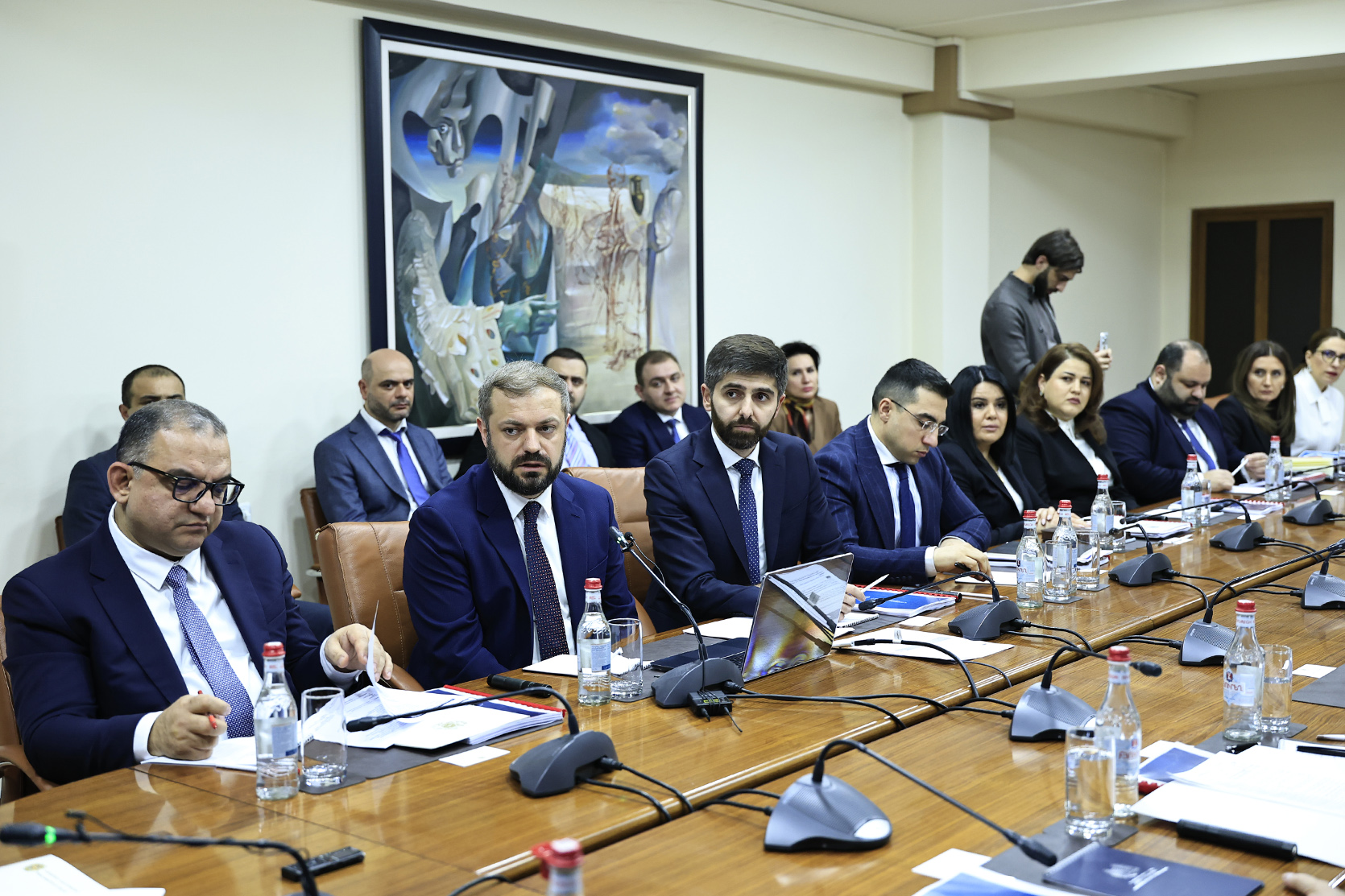 62563_b.jpg (743 KB)