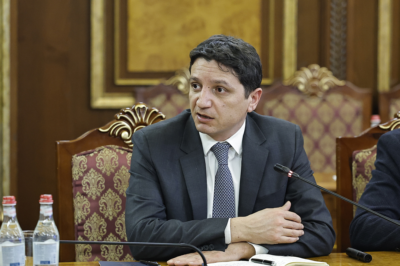 62690_b.jpg (780 KB)