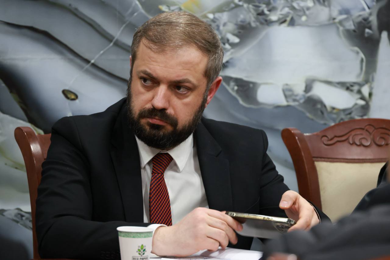 622040384_1330662069103173_3339415420241443769_n.jpg (79 KB)