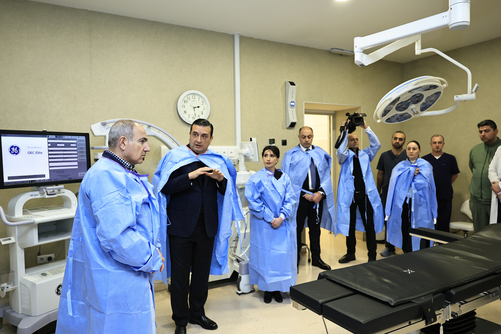 62780_b.jpg (703 KB)