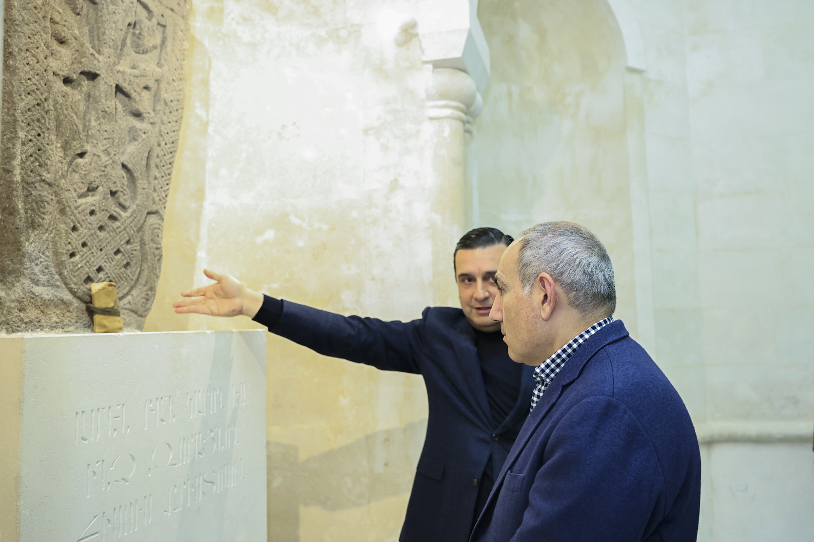 62781_b.jpg (514 KB)