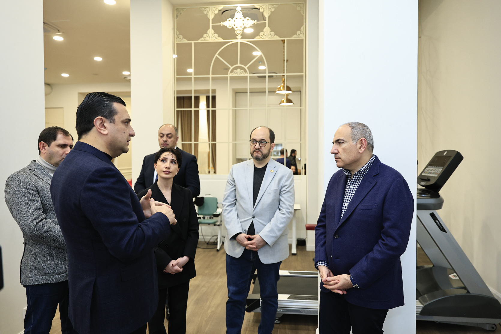 62784_b.jpg (553 KB)