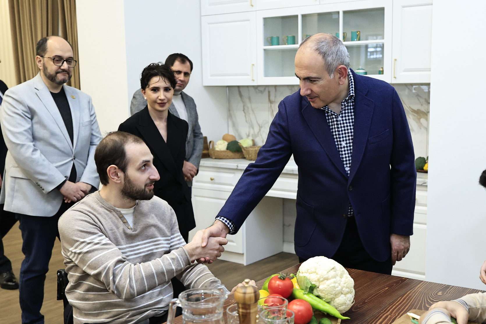 62791_b.jpg (658 KB)