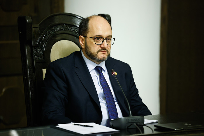 16272_am_2.jpg (63 KB)