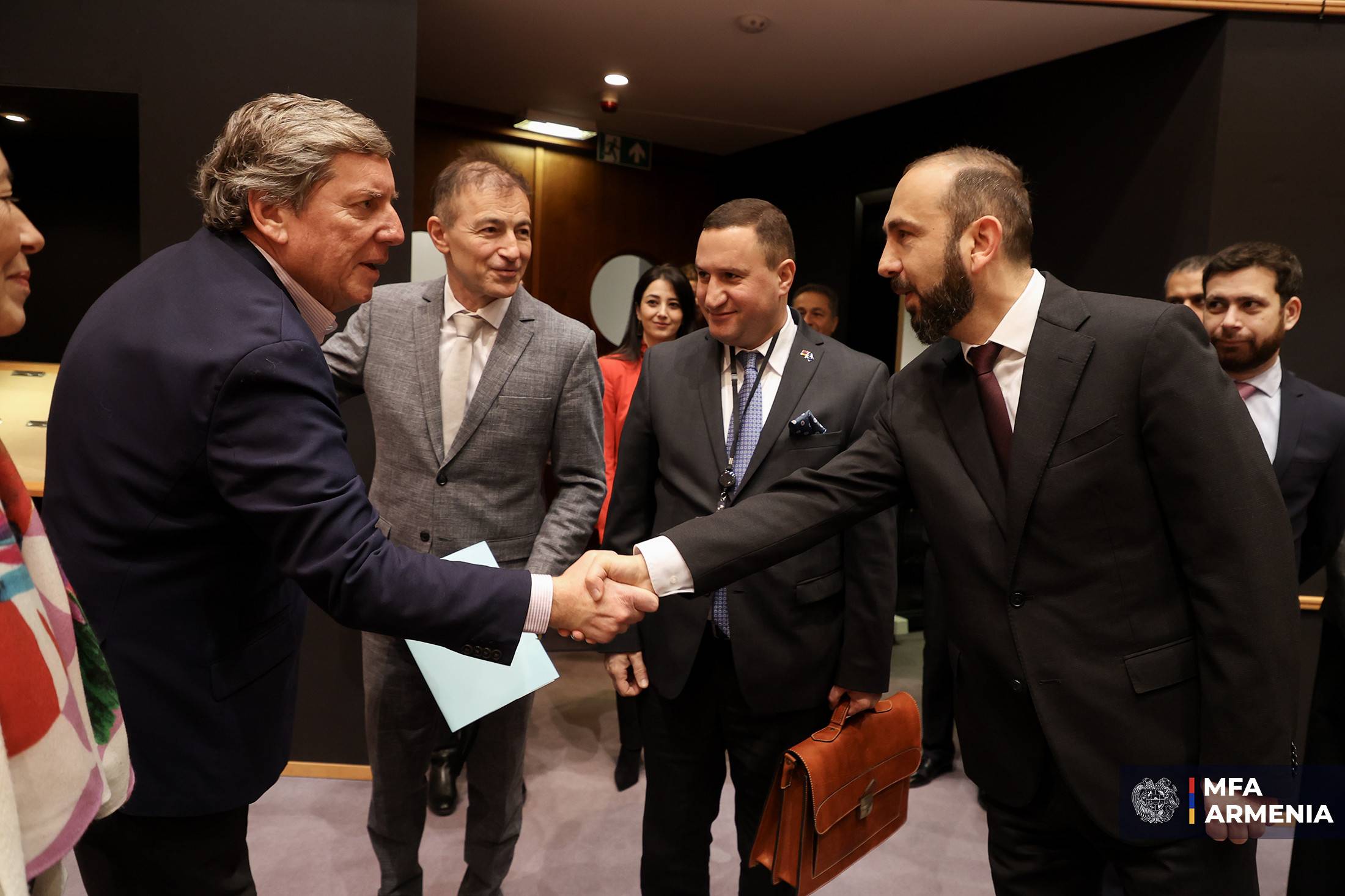 17697102563991.jpeg (220 KB)