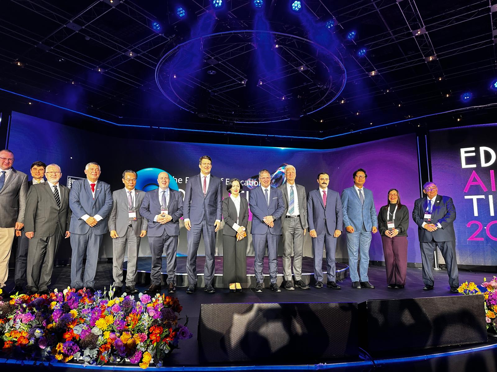 be1308ccf293e163604ff4c423f09631.jpg (299 KB)