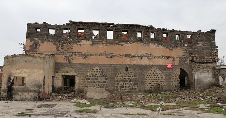 e6f0a21b-b52c-4a29-ad19-03b1e0661163.jpg (60 KB)