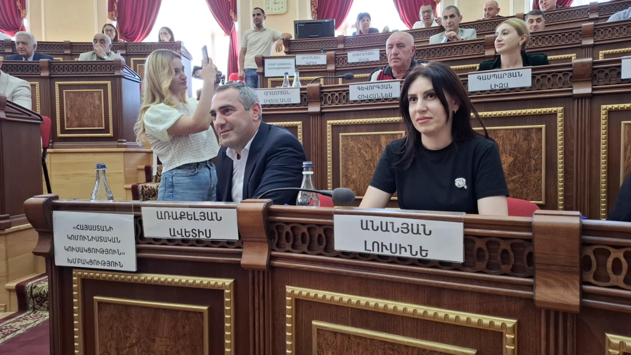 c48792ec-fdb2-434c-8f32-0abf247f62ff.jpg (216 KB)