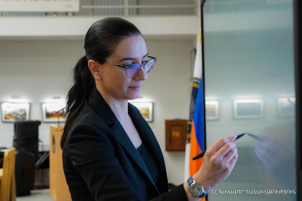 news_4853_4412040511.jpg (52 KB)