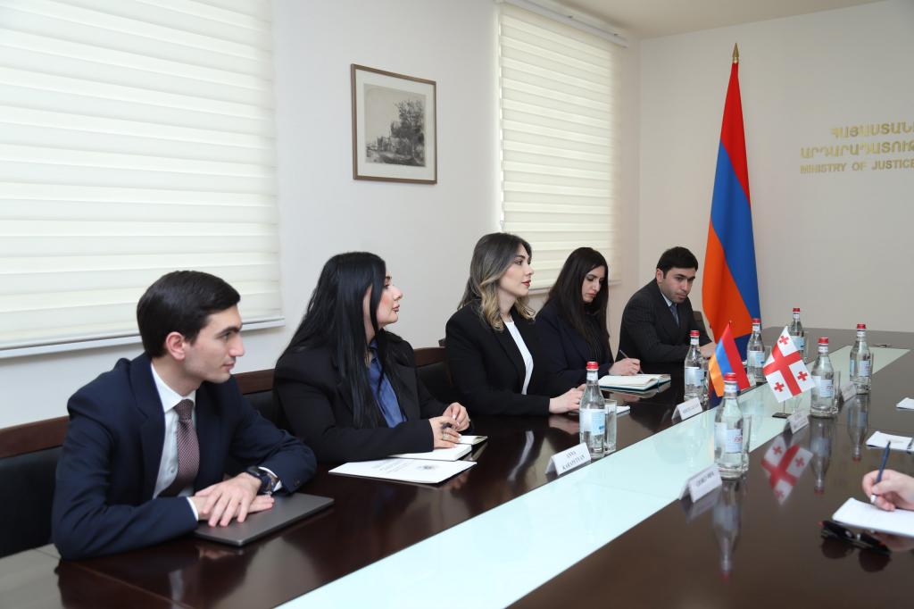 news_4169848046064_333333.jpeg (63 KB)