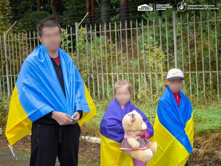 1755932024-1100-large.jpeg (69 KB)