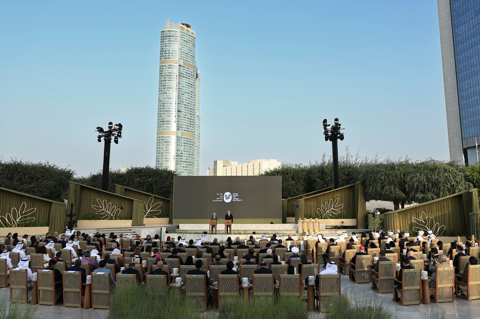 62899_b (1).jpg (844 KB)