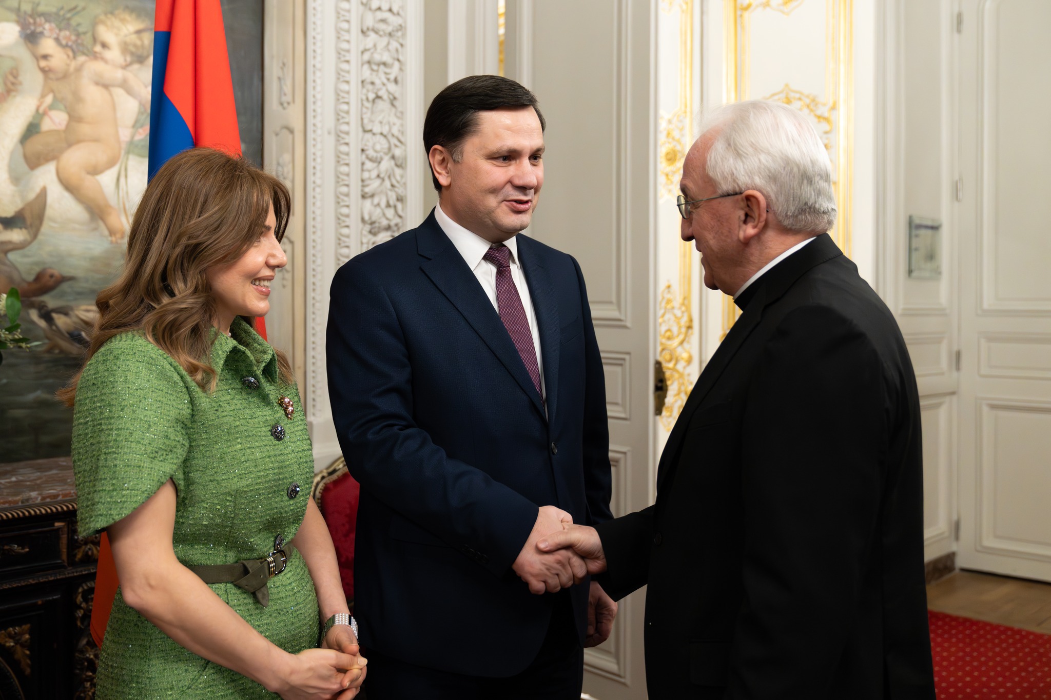 627688117_937178668832320_958708692055607717_n.jpg (455 KB)