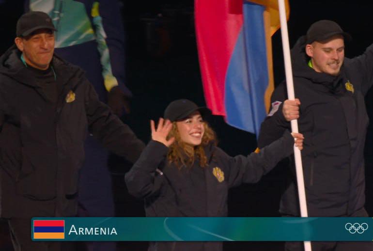 627984773_10163846166978501_7964535565794365296_n.jpg (29 KB)