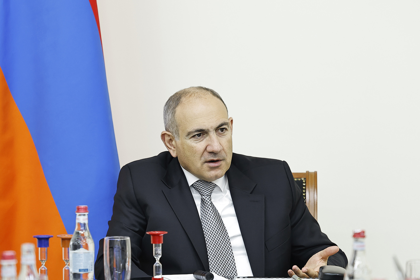 62978_b.jpg (427 KB)