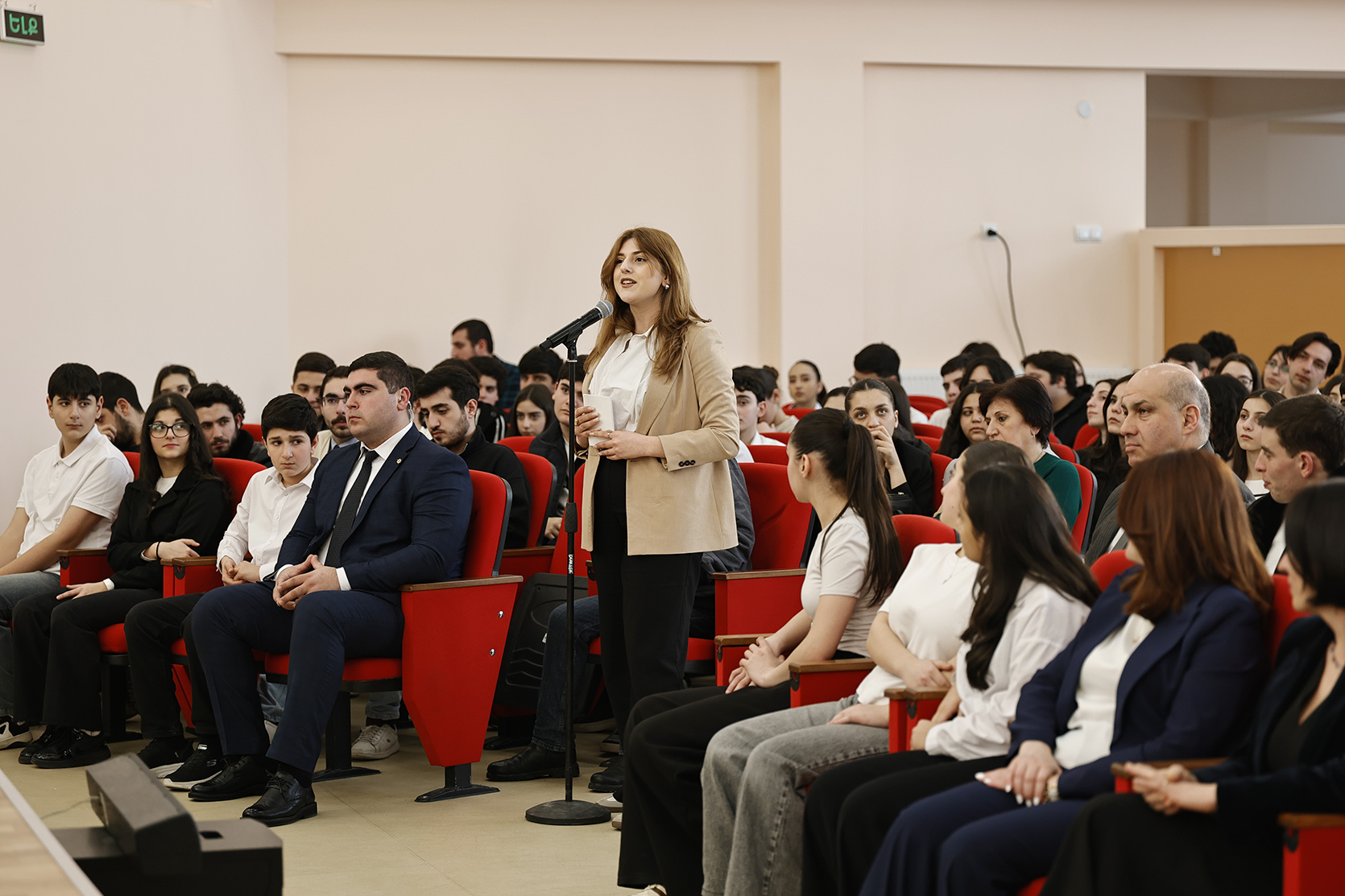 63135_b.jpg (550 KB)