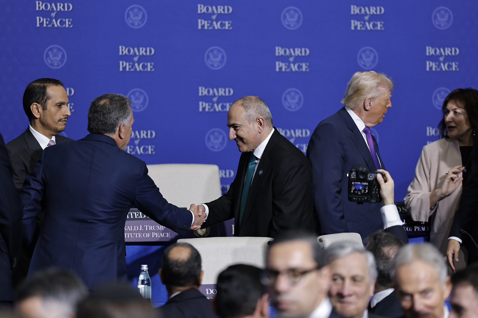 63153_b.jpg (445 KB)