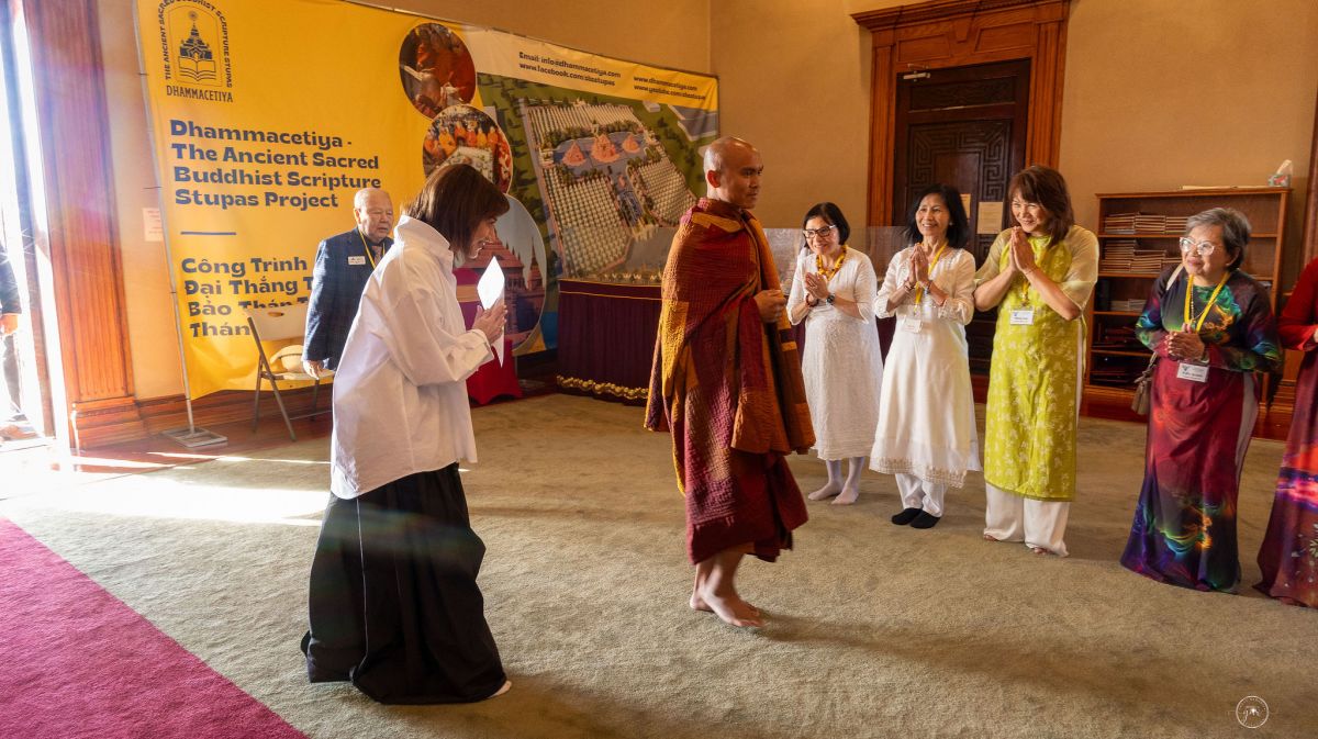 6999729881eaa-1771664024-walk-for-peace-3017.jpg (157 KB)