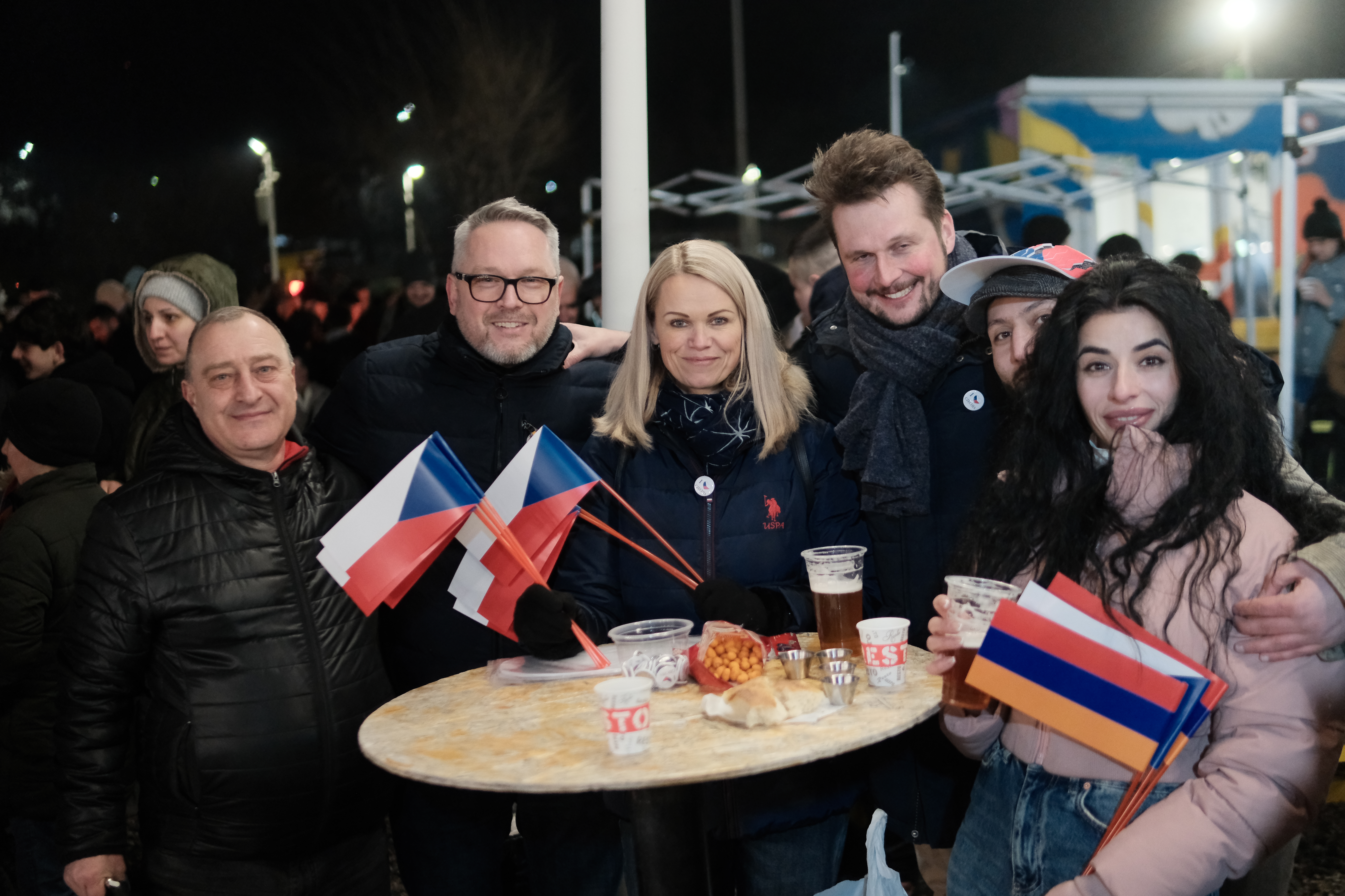 DSCF8321.JPG (17.71 MB)